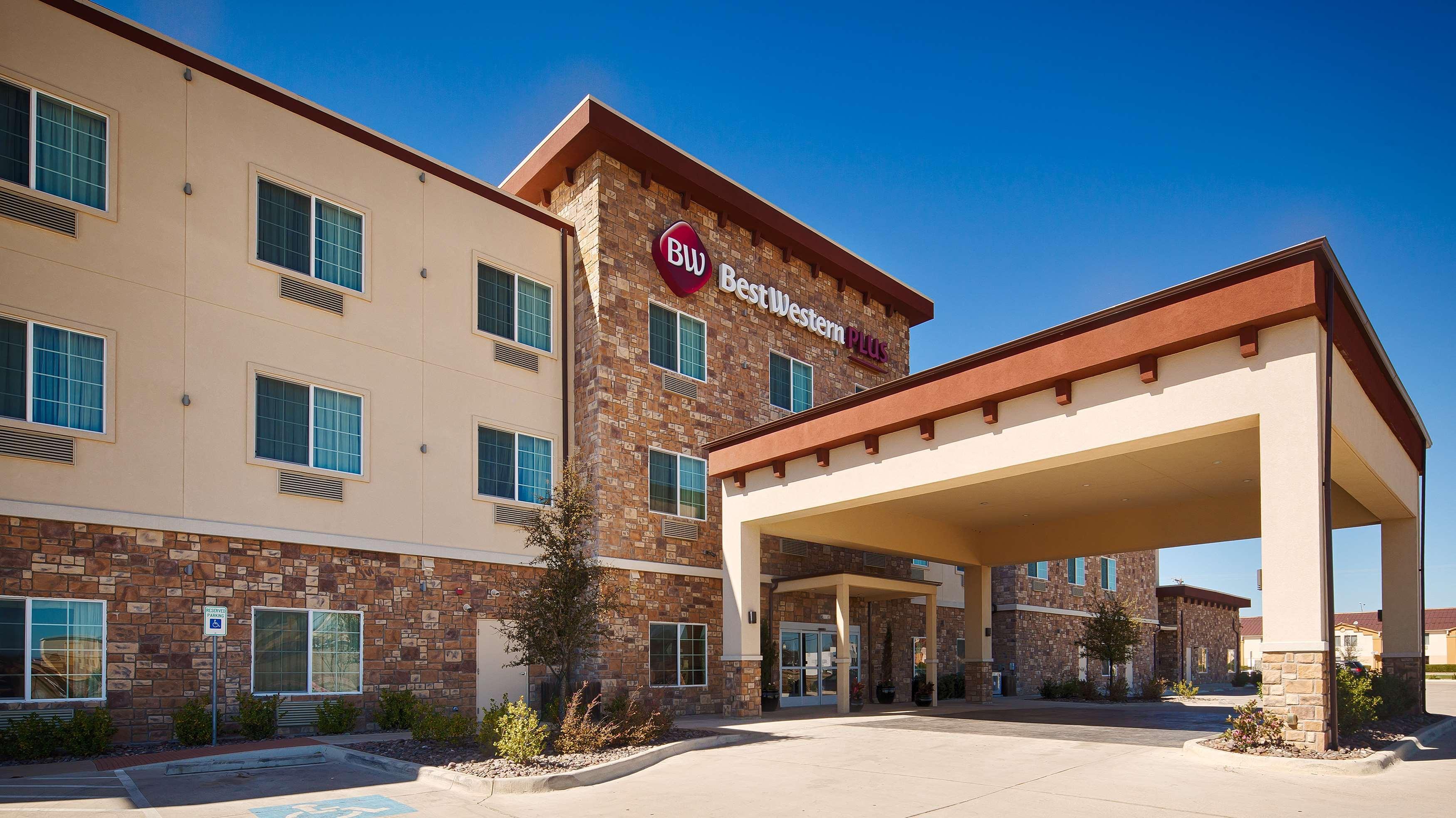 Best Western Plus Fort Worth Forest Hill Inn & Suites Exteriör bild