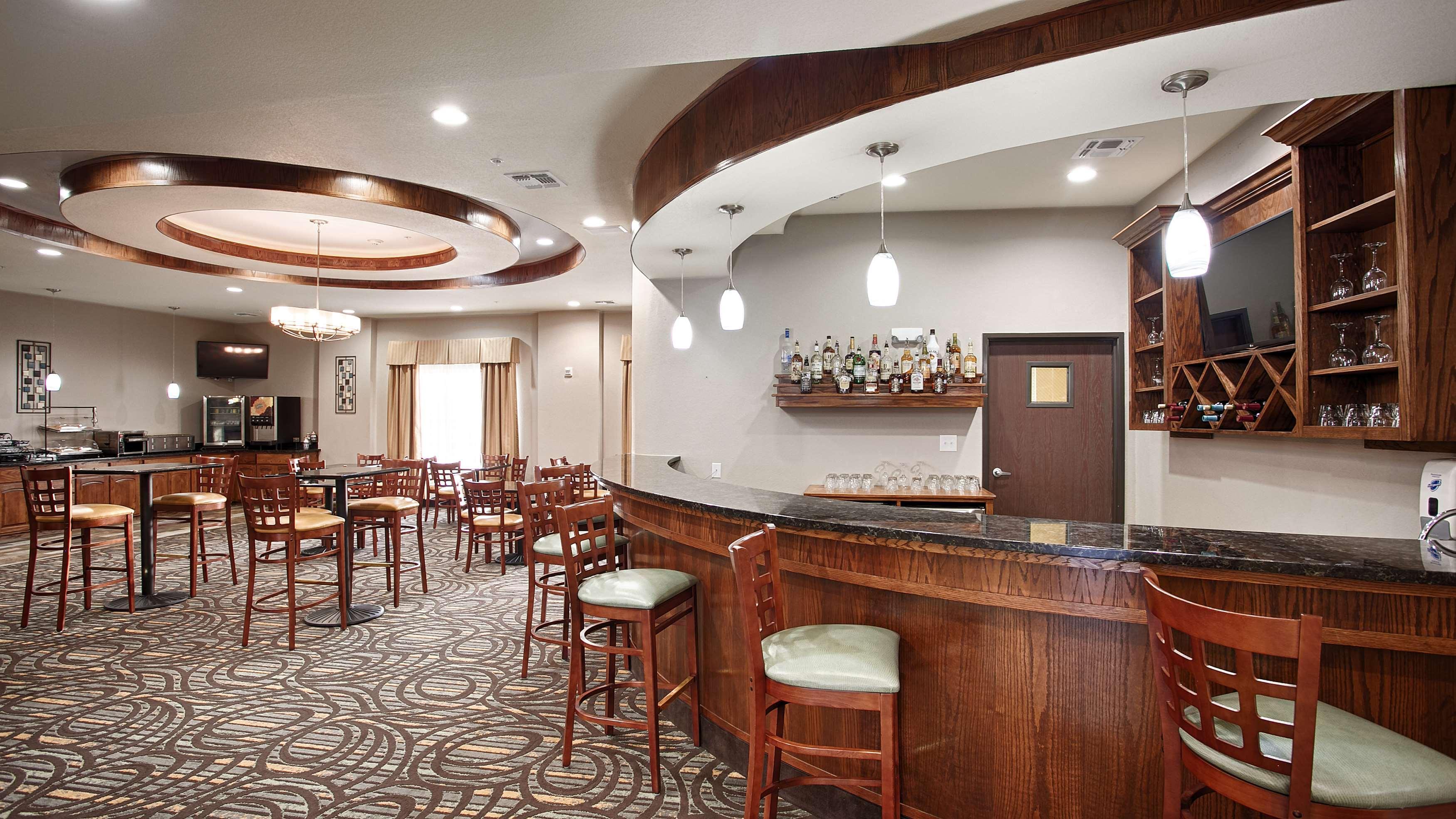 Best Western Plus Fort Worth Forest Hill Inn & Suites Exteriör bild